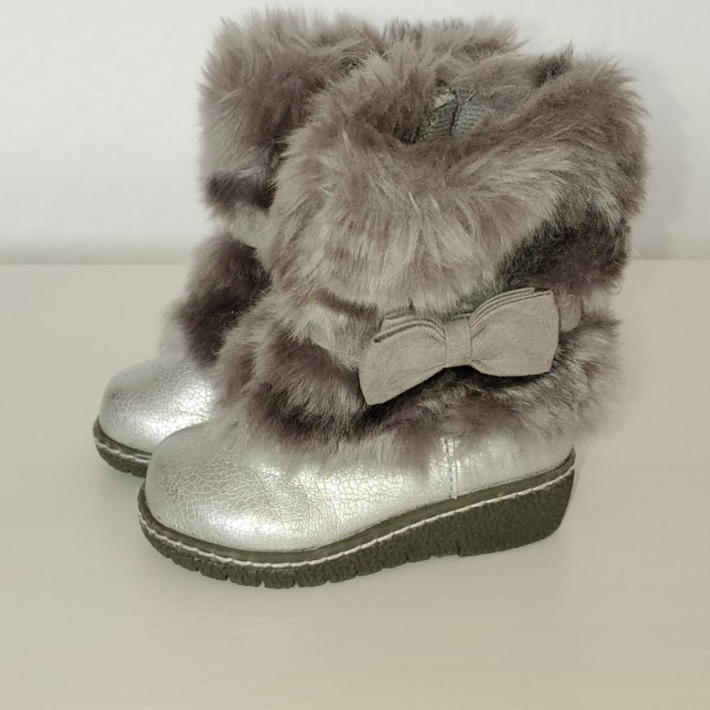 Toddler Silver Boots size 5